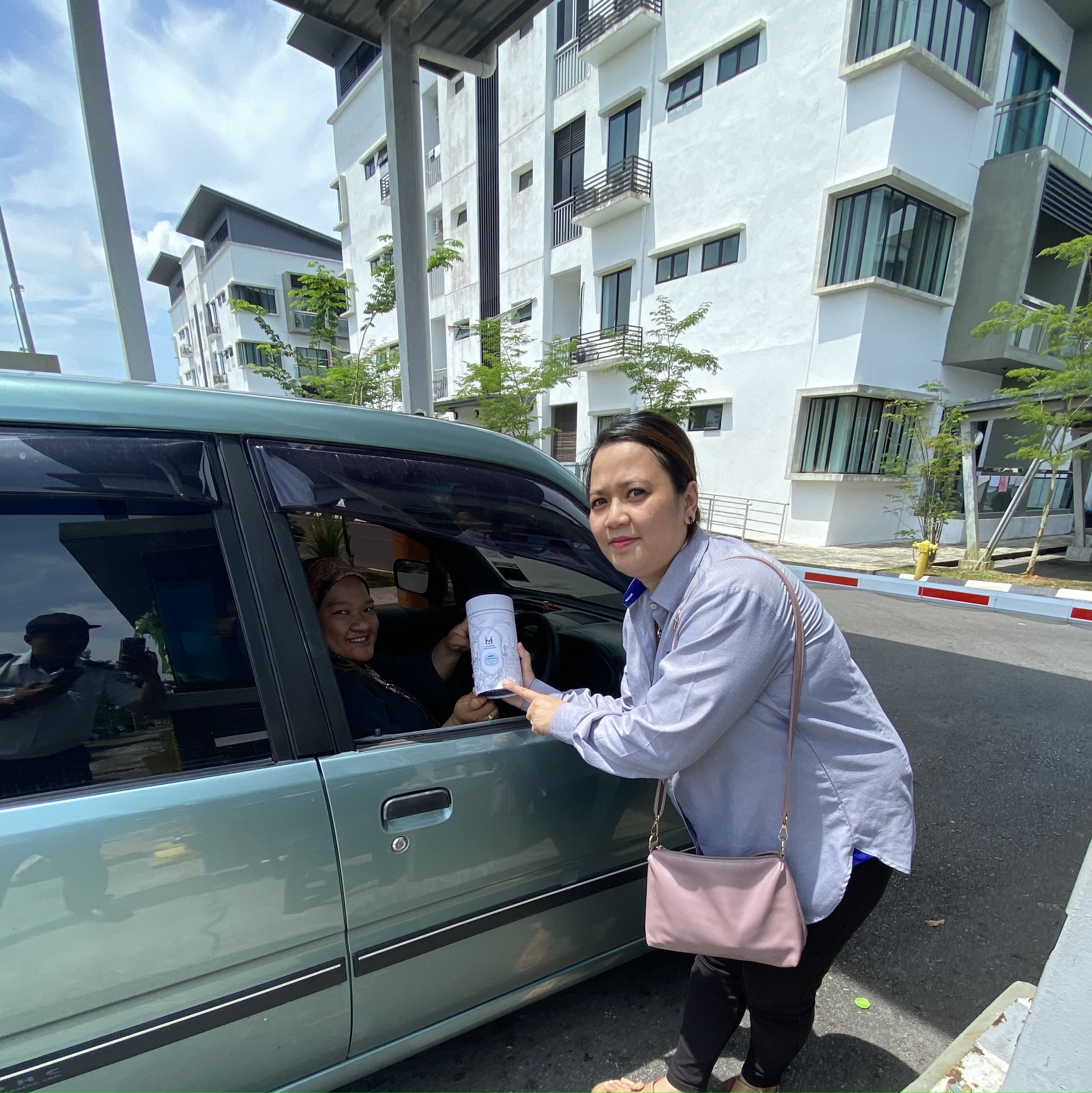 Cover image of Community Past Program: Sumbangan Ramadan – Distribution of Kurma to Residensi Matang Homes, Sarawak.