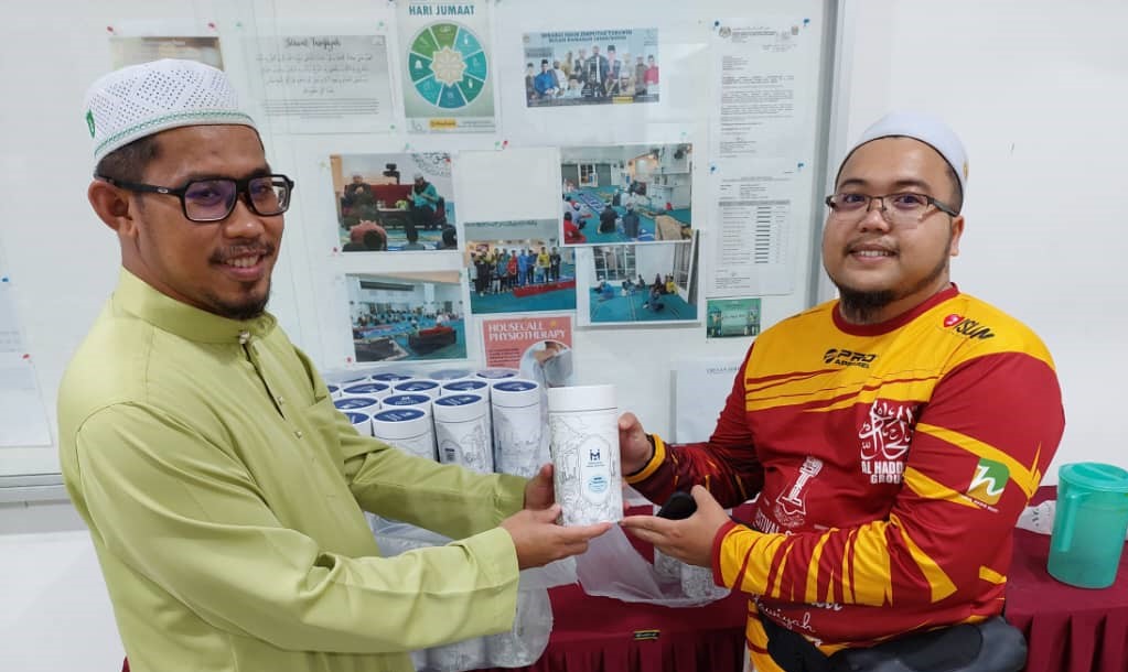 Cover image of Community Past Program: Sumbangan Ramadan – Distribution of Kurma to Residensi Alam Damai, Kuala Lumpur.