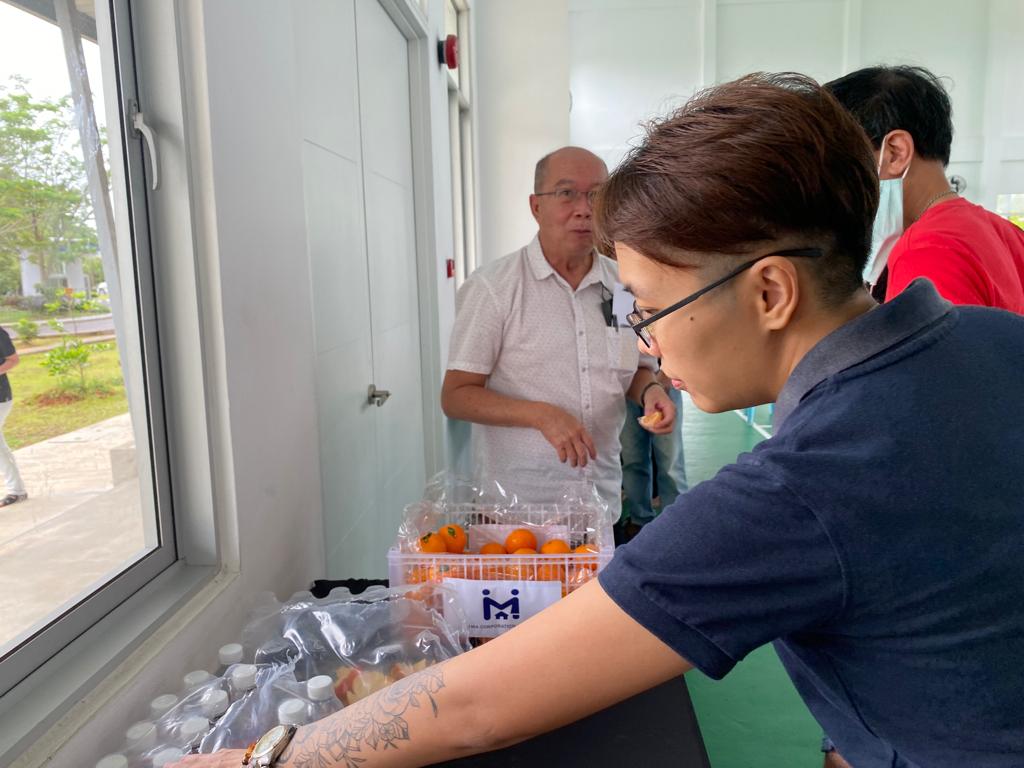 Cover image of Community Past Program: CNY Mandarin Orange Distribution - Residensi Bintawa Riverfront, Sarawak.